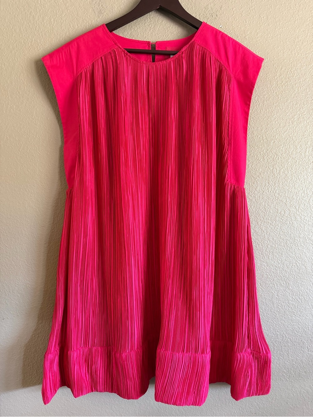 Anthropologie Vibrant Hot Pink Pleated Shift Dress Size XL